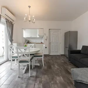 House Niko M With 6 , Split Croacia